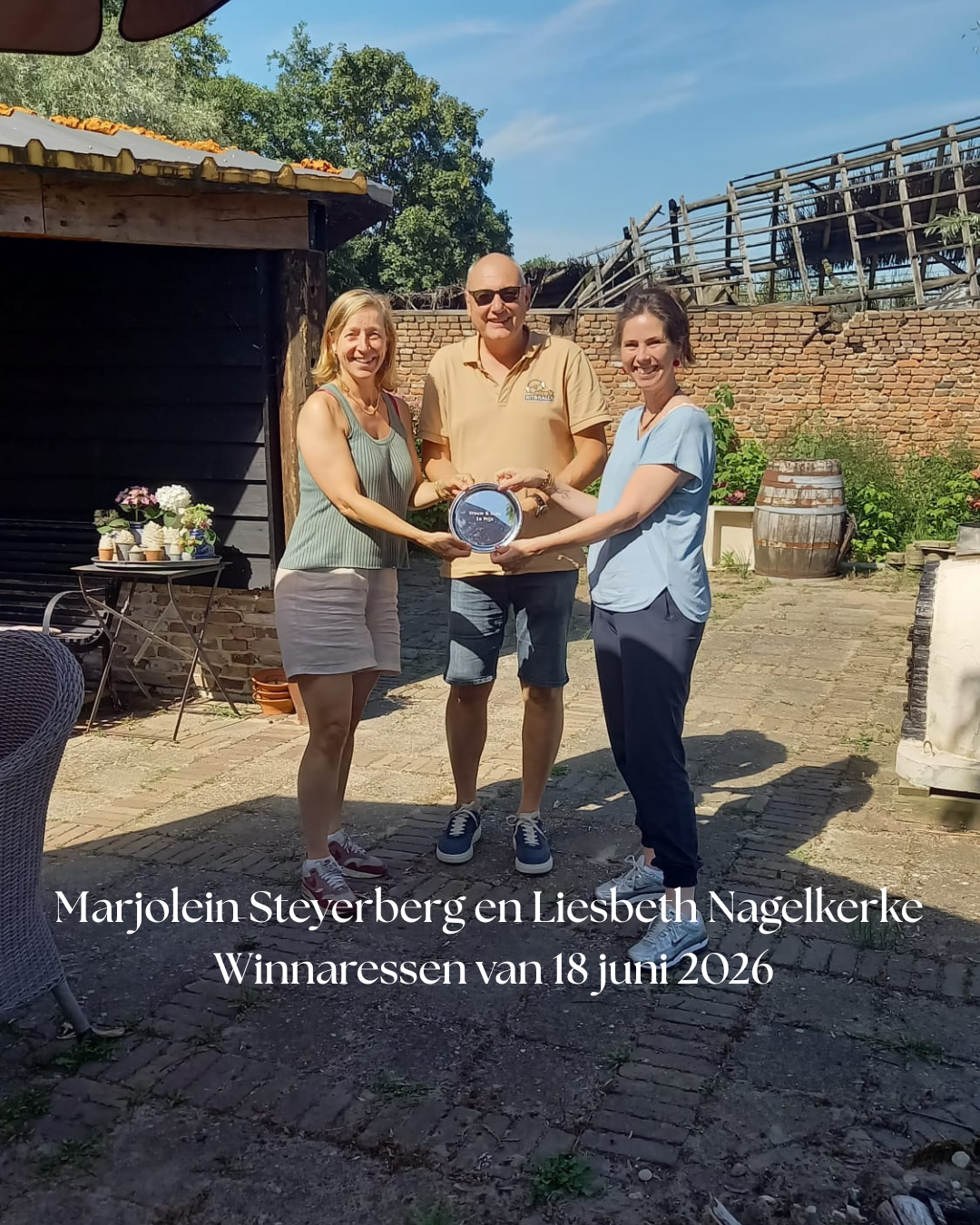 Anja en Mieke winnaressen januari